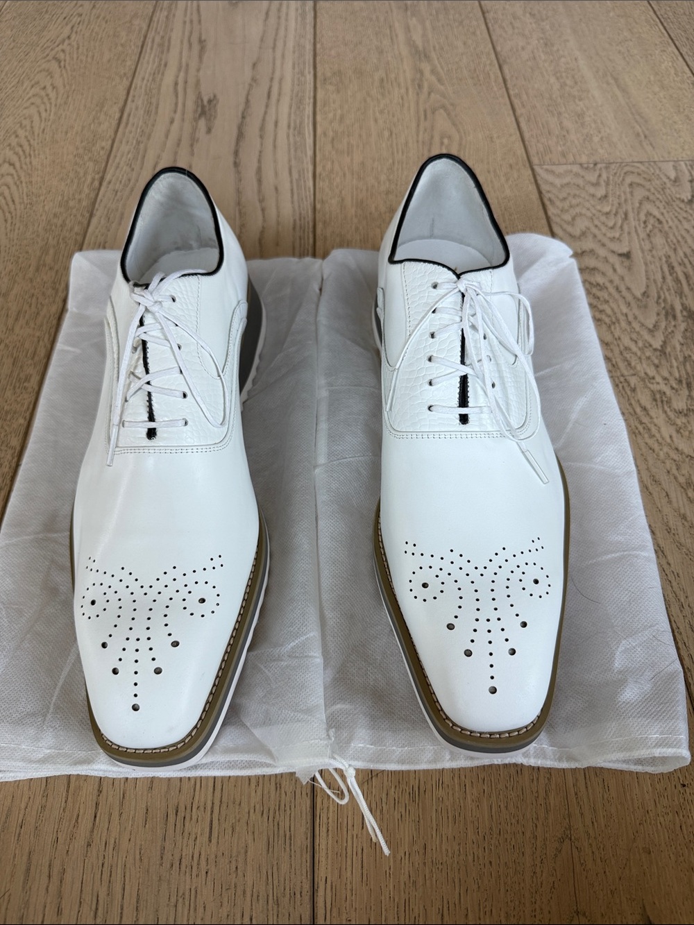 White Leather Men's Lace-Up Oxfords with Perforated Toe